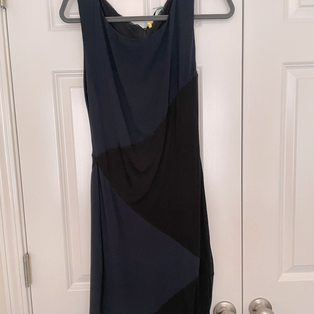 Slinky Alice And Olivia Dress Sz M Black And Navy